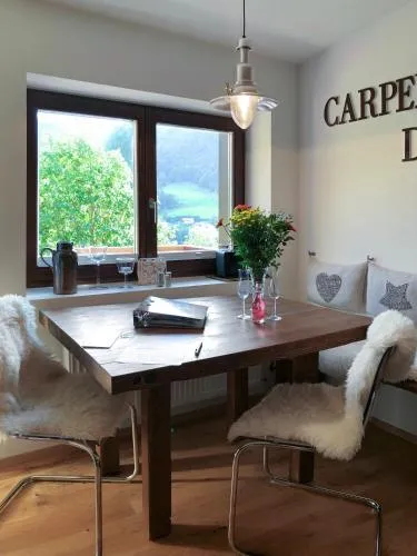 Bergromantik Ferienwohnung Nesterl mit eigener Sauna und Bergblick in Marktschellenberg, Deutschland