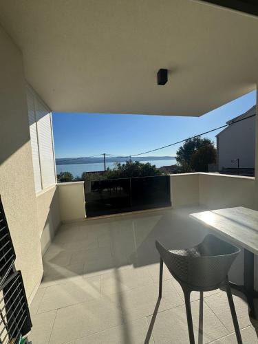 Adriatic Apartment in Duce