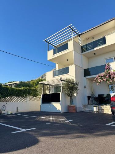 Adriatic Apartment in Duce