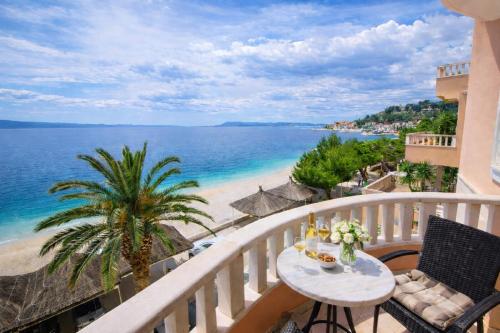 Villa Sunce Beachfront 2