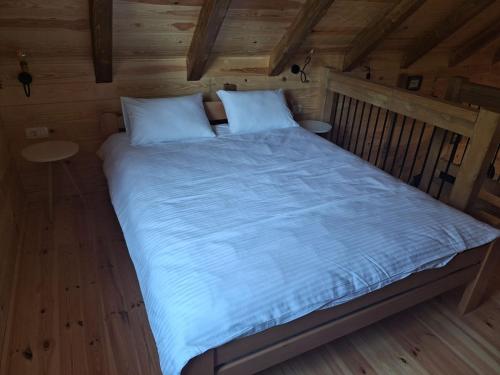 Riverland Cottage 2 in Drpe
