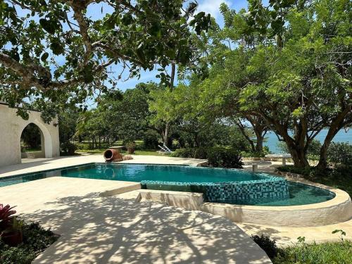 Marijani Villa - Relax by the Sea in Kilifi