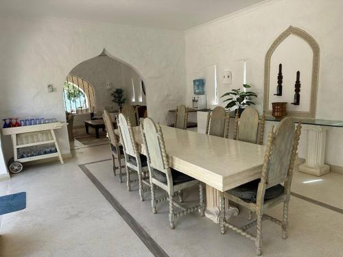 Marijani Villa - Relax by the Sea in Kilifi