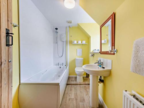 Iekārtas, 2 Bed in Cosheston oc-fb059 in Cosheston