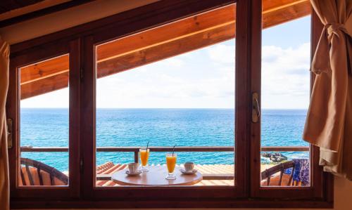 Villa Maria - Ligres Beach in Lampi