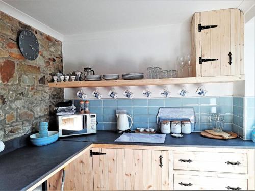 Iekārtas, 2 Bed in Llanybydder oc-81353 in Llanwenog