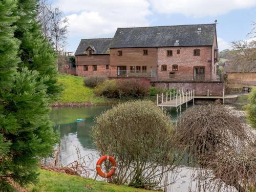 Iekārtas, 4 Bed in Newtown oc-86784 in Bettws Cedewain
