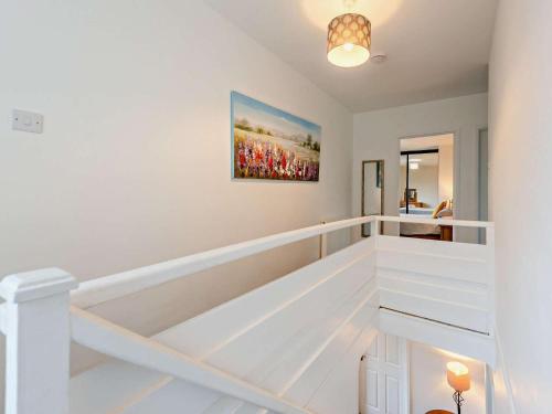 Iekārtas, 5 Bed in Llanybydder oc-75907 in Llanwenog