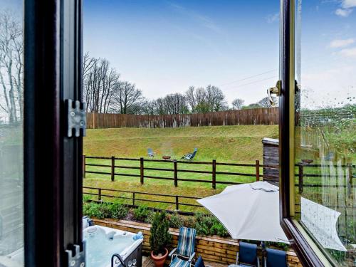 Iekārtas, 5 Bed in Llanybydder oc-75907 in Llanwenog