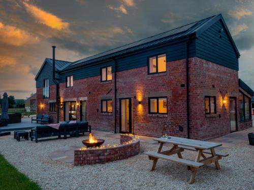 Facilities, 14 Bed in Welshpool oc-90568 in Berriew