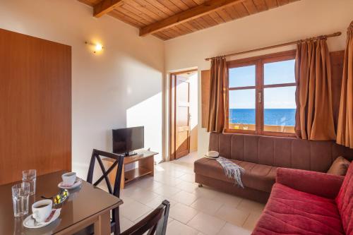 Villa Maria - Ligres Beach in Lampi