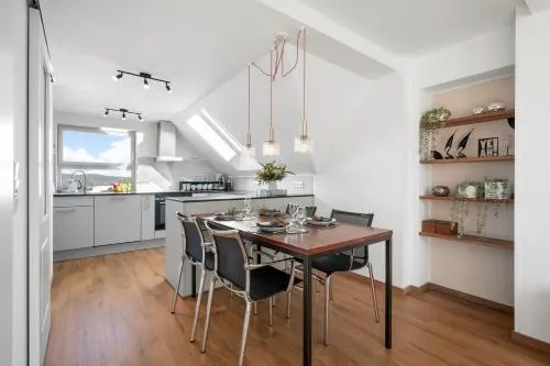 70 qm Design-Wohnung - 1,5 Bäder, Klimaanlage und Ausblick in Aschaffenburg, Deutschland