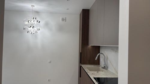 Apartment in Kiev квартира на Голосіївській площі - image 3
