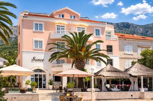 Villa Sunce Beachfront 1