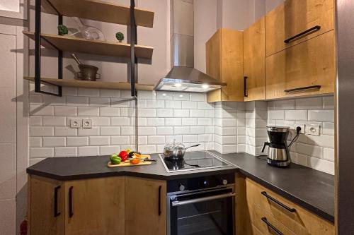 Vintage Kolonaki Luxury Penthouse Suite - image 14