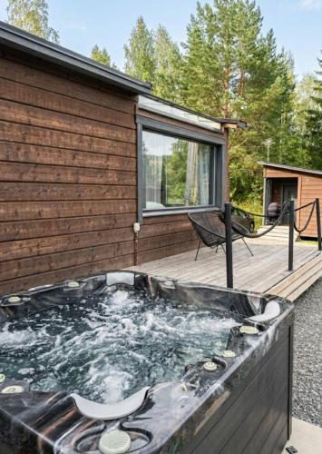 Private Himosranta Glass Suite & Jacuzzi