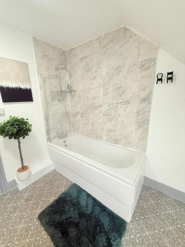 Tower Bridge Guest Flat-80
