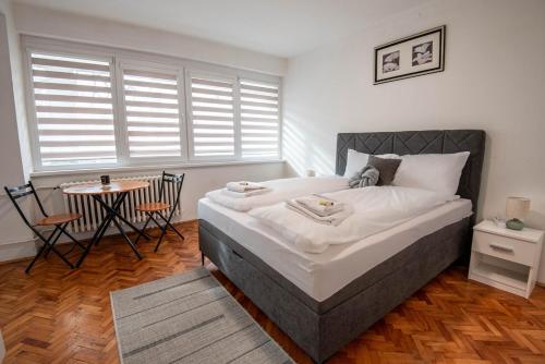 City Pulse Studio 22 - Central Skenderija