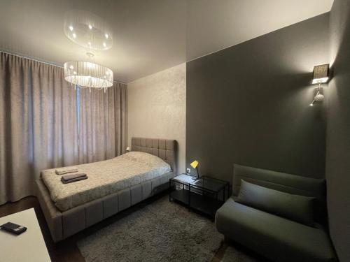 . Kingsize bed SELF CHECK IN & Smart tv and FREE Parking