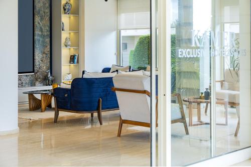 Kamer Suite & Hotel - image 22