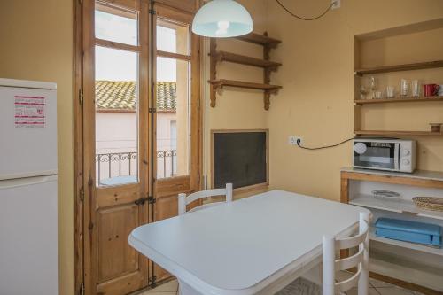 Apartamento con balcón en Sant Jaume (Apartamento con balcon en Sant Jaume) in San Jaime De Llierca