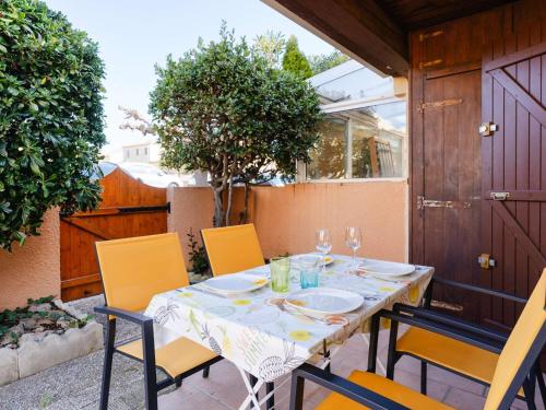 Pavillon studio mezzanine avec piscine et parking, Narbonne-Plage - FR-1-409-117