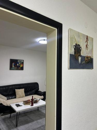 Central apartment 3 in Гнилане