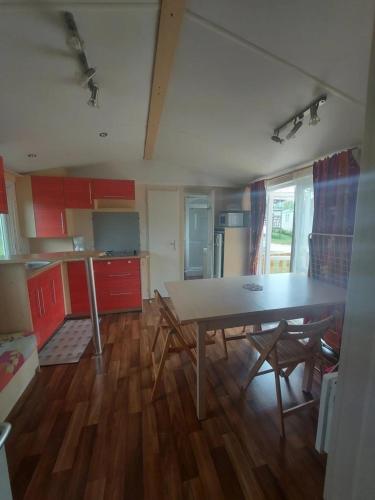 Iekārtas, ZEcamping 3 étoiles avec piscine et pataugeoire (ZEcamping 3 etoiles avec piscine et pataugeoire) in Saint-Projet