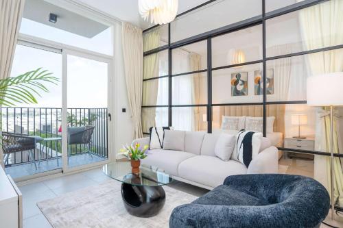 Cozy 2BR Apt in Dubai Hills, Dubai
