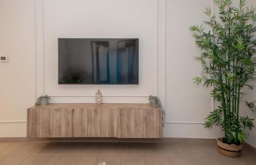 Stylish Fully Furnished 1BR in Executive Residence - image 12