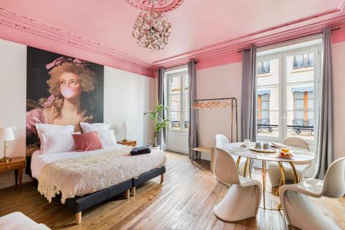 Suite de caractère 2 chambres & détente balnéo - Location saisonnière - Charlieu