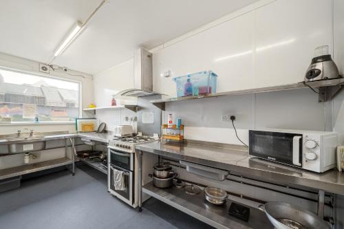 kök, Breakwater Hostel in Newquay