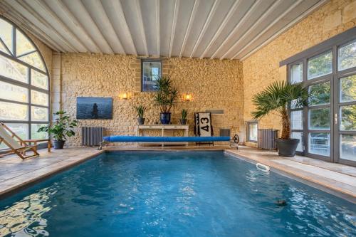 Вид, Le manoir de Saint-Ouen avec piscine chauffée intérieure (Le manoir de Saint-Ouen avec piscine chauffee interieure) in Belleme