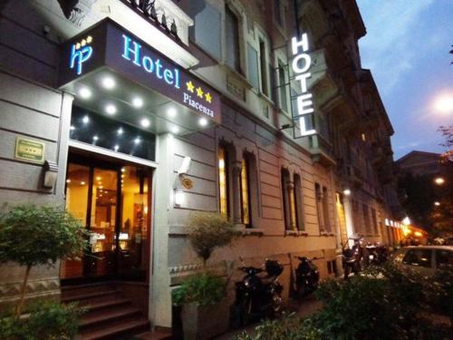 Hotel Piacenza, Mailand