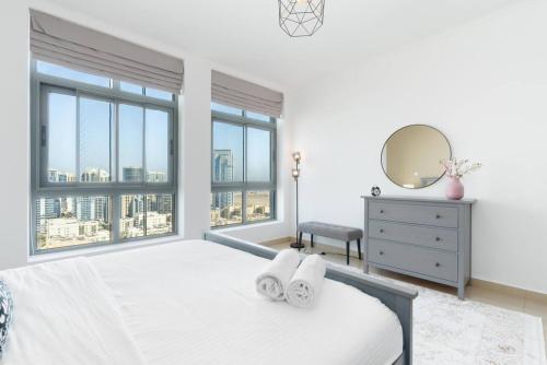 The Links West Tower 1 - Peaceful Golf Views Stay - image 3