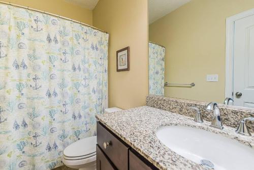 Beach Hive - Corolla Whalehead 75 Yds to Beach Ocean View Pool Cabana Hot Tub Arcade - image 5