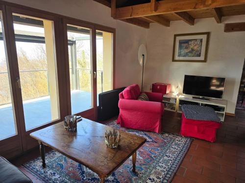 Shared lounge/TV area, Casa Arcana in Gerra