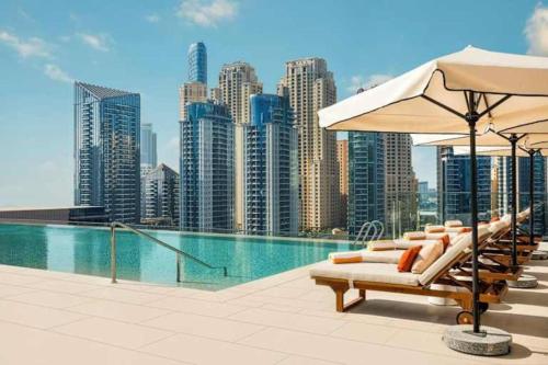 Vida Dubai Marina - Luxury Two Bedroom - image 2