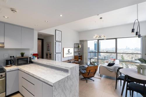 Onyx Tower 2 - Modern Bedroom with Amazing Views - image 11