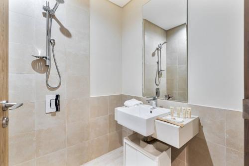 Elegant 3 BR Wasl 1 - image 3