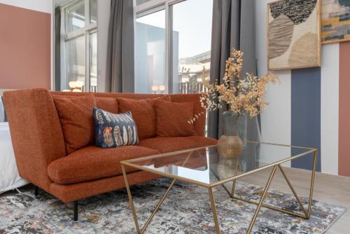Belgravia III A - Modern Studio with Full Facilities - image 3