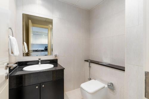 Tower 108 - Cozy and Brand New Unit - image 10