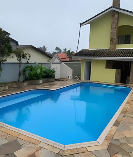 Bela Casa C/Piscina no Condomínio Morada da Praia – khách sạn tại Praia da Boraceia