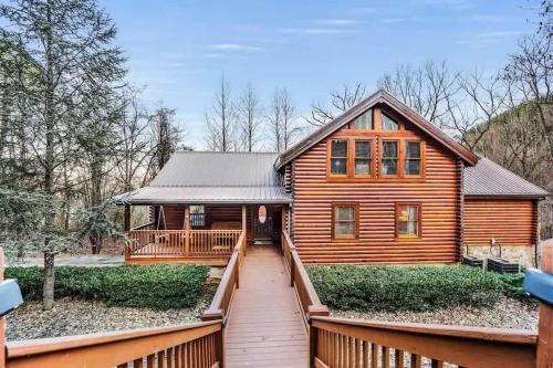Round Top Way Cabin by Beyond Expectations, Sevierville