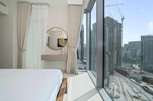 Experience 2BR Luxury Living at in LIV Marina - image 4