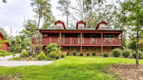 Magic Mountain by Beyond Expectations w Views, Sevierville