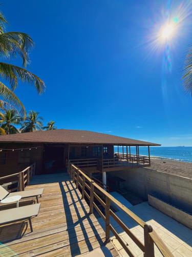 Izumi Lodge Wooden Beachfront Villa with Private Pool in Puerto Quetzal