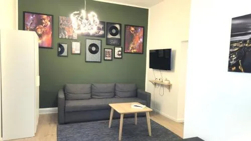 Modern Gesundbrunnen Flat Sleeps 6 Guests in Berlin, Deutschland