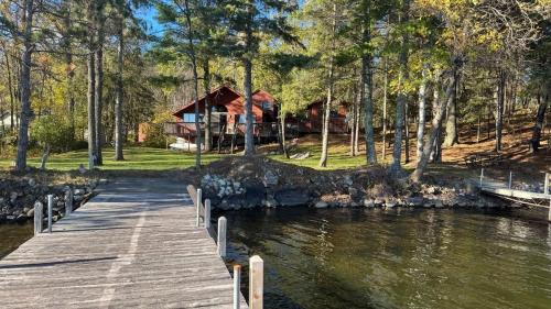 . Vermilion Lakeside Cabin with Sauna, 2 Docks, AC