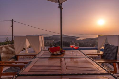 Lotus Luxury Villa in Sivota